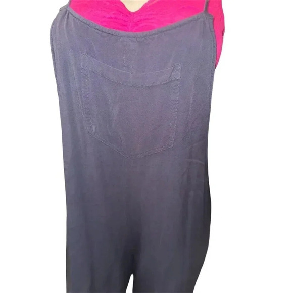 Loveriche Casual Gray Sleeveless Cropped  Relaxed Fit Front Pocket romper - Picture 3 of 13